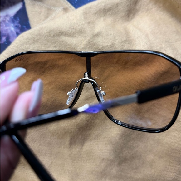 Quay Australia “Still Rich” Sunglasses - Picture 2 of 5